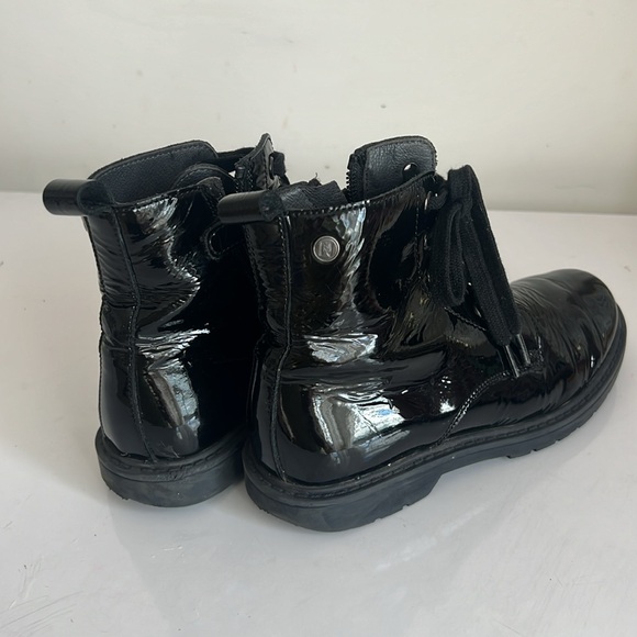 Naturino Girls' patent leather boots. - Picture 2 of 7